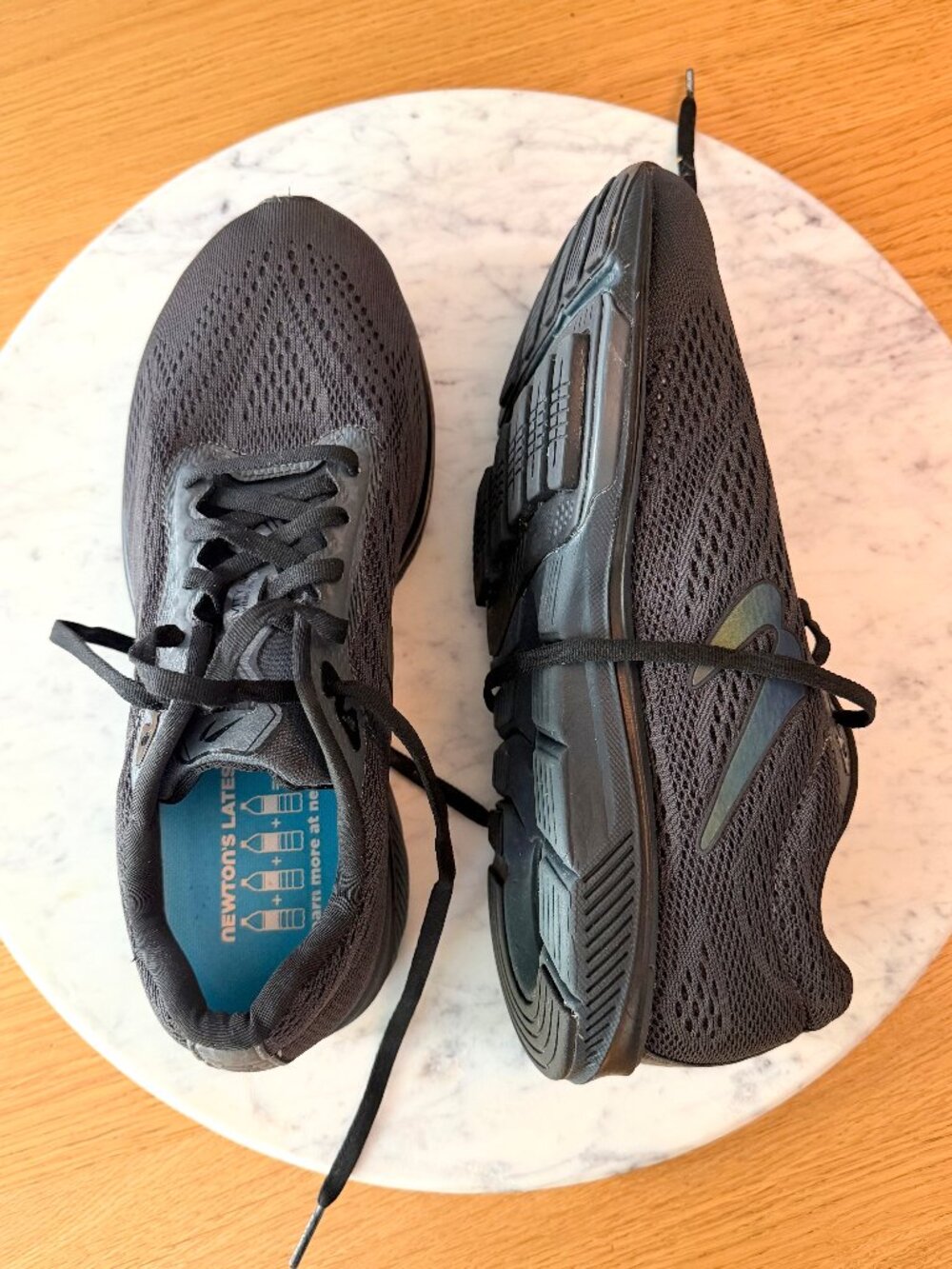 Newton Gravity Plus All-Weather Women's Running Shoes Black - size 10.5 (42)